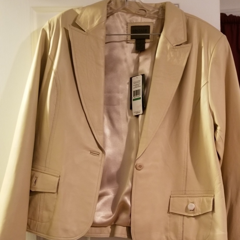 Leather Jacket - Picture 3 of 3